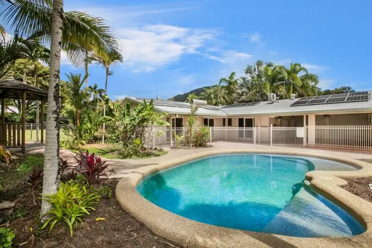 6 Mein Close, Brinsmead QLD 4870