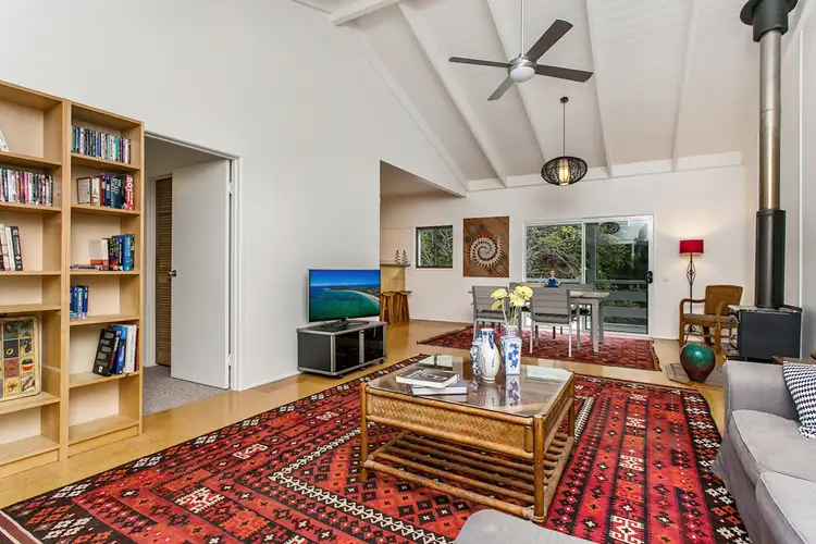 27 The Esplanade, New Brighton NSW 2483
