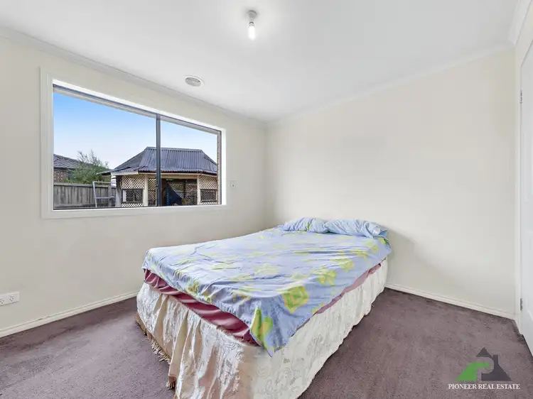 Fifth view of Homely house listing, 39 Springhill Drive, Cranbourne VIC 3977
