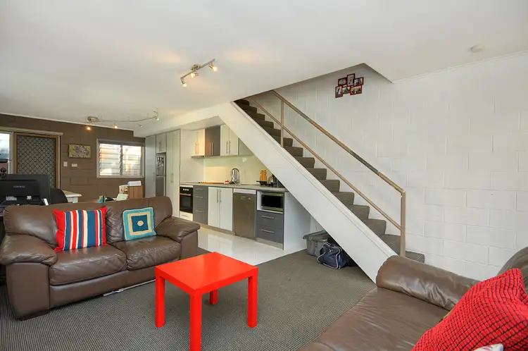 At 9 Mermaid Avenue, Mermaid Beach QLD 4218