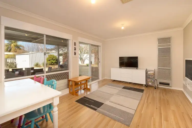 Third view of Homely house listing, 6 Thomas Place, Wodonga VIC 3690