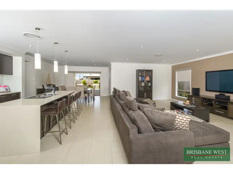 54 Waterhousia Place, Moggill QLD 4070