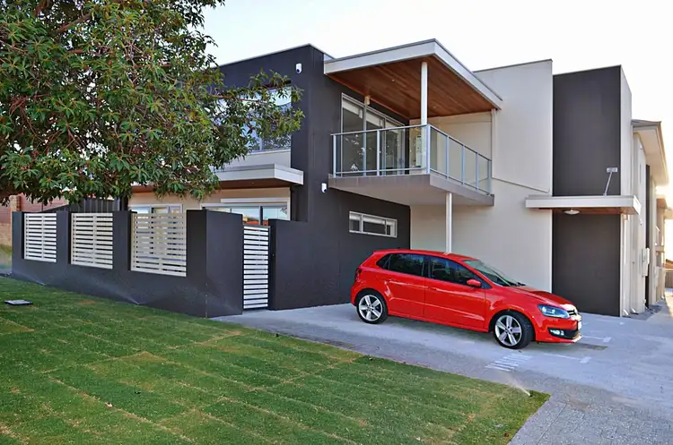 1/129 Tyler St, Tuart Hill WA 6060