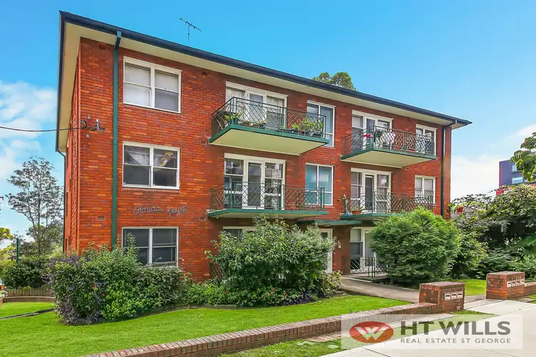 4/6 PEARL STREET, Hurstville NSW 2220