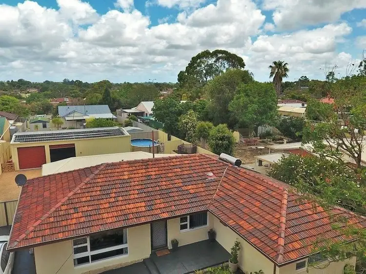 Second view of Homely house listing, 10 Birrel Place, Gosnells WA 6110