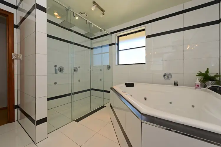 Second view of Homely house listing, 102 Esplanade, Oatlands TAS 7120