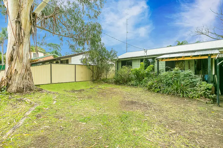 39 Moala Parade, Charmhaven NSW 2263
