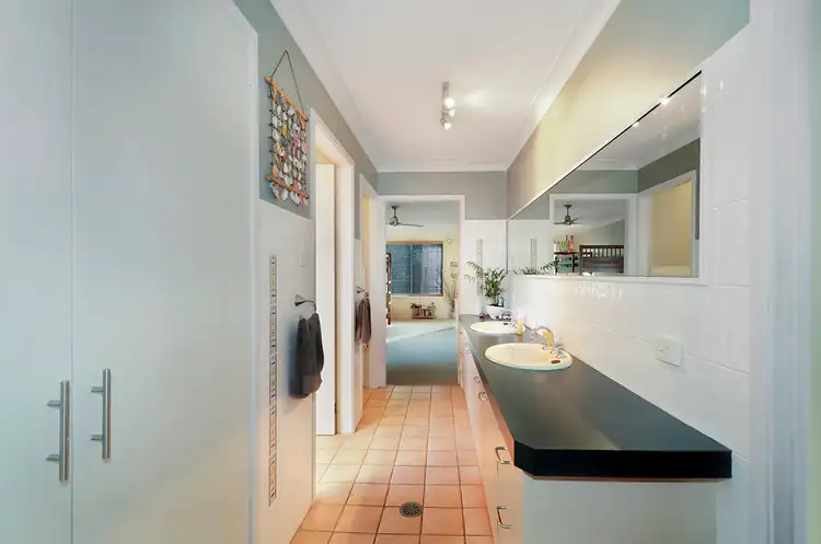 Sixth view of Homely house listing, 8 Mahogany Close, Lakewood NSW 2443