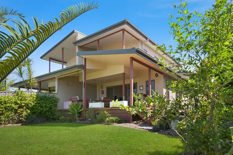 16B Palmer Avenue, Ocean Shores NSW 2483