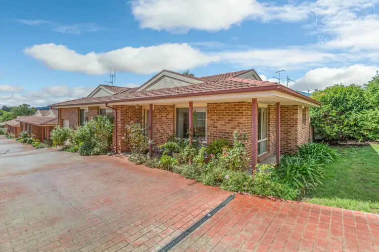 1/5 O'Hanlon Road, Queanbeyan NSW 2620