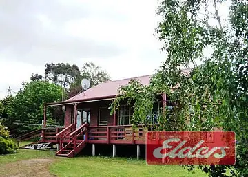 8 WALLENBERG COURT, Devon North VIC 3971