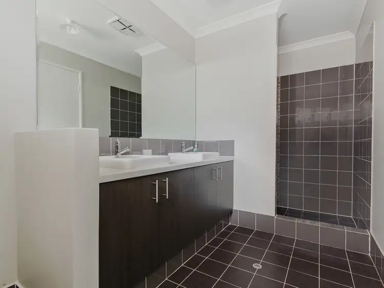 Seventh view of Homely house listing, 4 Buttermere Approach, Waikiki WA 6169