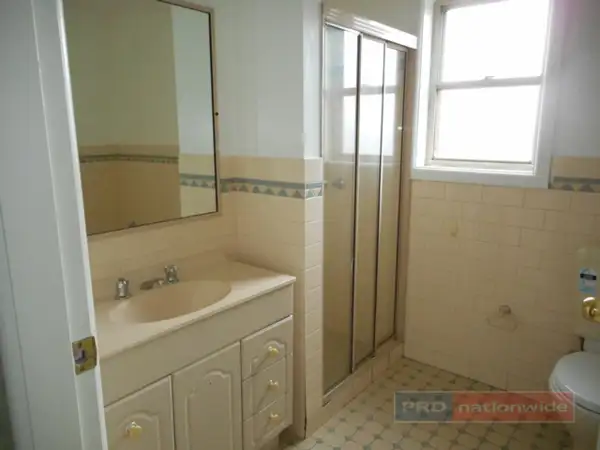 Second view of Homely house listing, 5 Kiandra Drive, Tumut NSW 2720