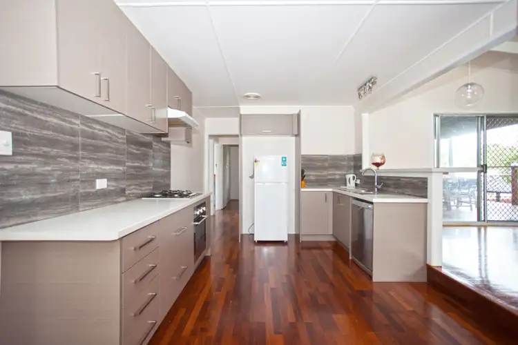 8 Mengel Street, South Mackay QLD 4740