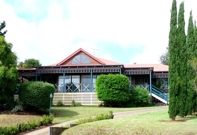 7 Skyline Drive, Blue Mountain Heights QLD 4350