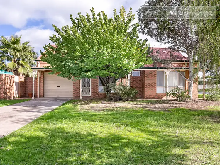 17 Jeeba Place, Glenfield Park NSW 2650