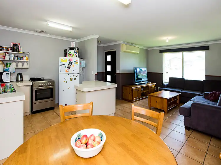80 Baltimore Parade, Merriwa WA 6030
