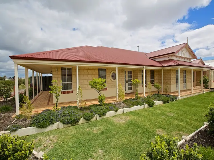 55 Amethyst Parkway, Aveley WA 6069
