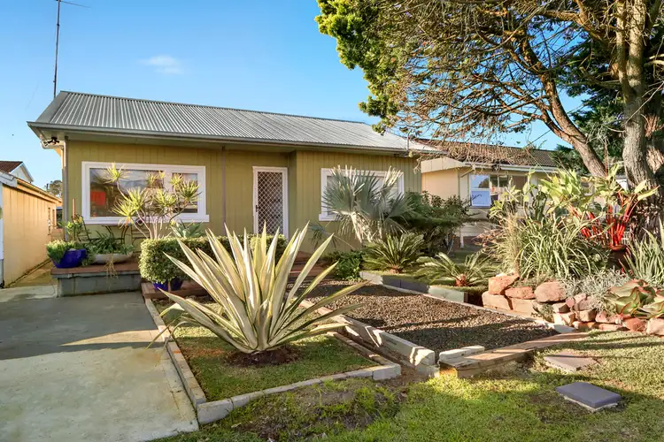 50 McLachlan Avenue, Long Jetty NSW 2261