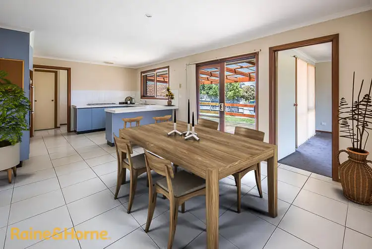 Third view of Homely house listing, 5 Crawford Way, Sunbury VIC 3429
