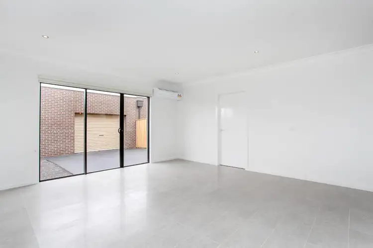 Sixth view of Homely house listing, 18 Mckillop Way, Plumpton VIC 3335