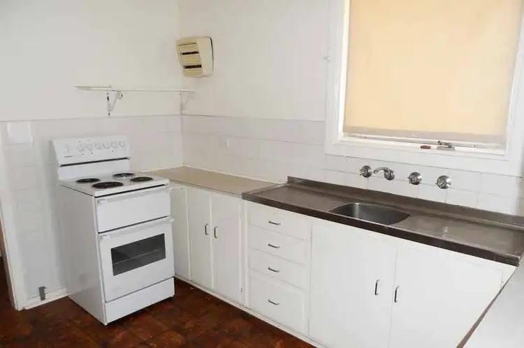Third view of Homely house listing, 5 Tipper Street, Berri SA 5343