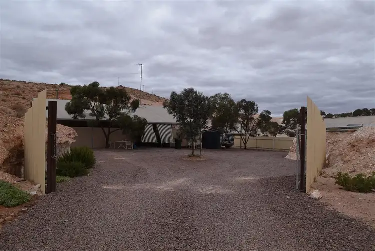 31 Stingas Road, Coober Pedy SA 5723
