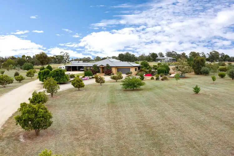 94 Leary's Lane, Coolamon NSW 2701