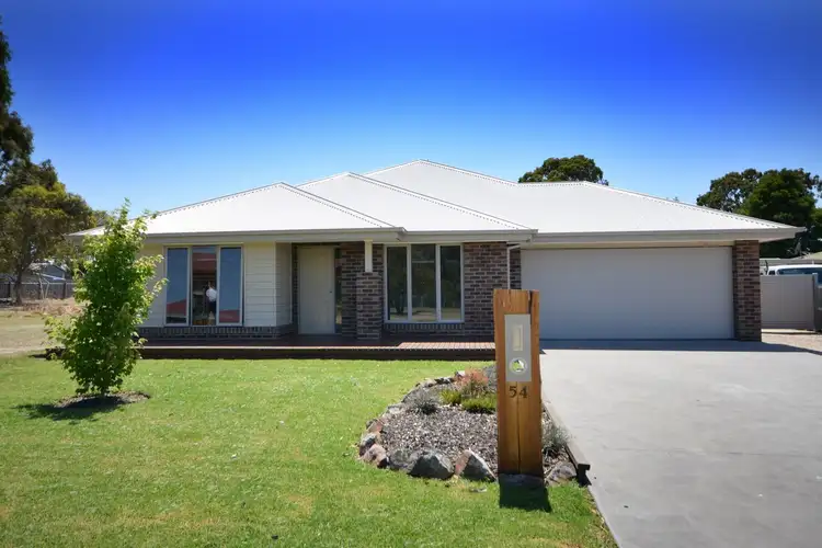 54 WOODWARD STREET, Wy Yung VIC 3875
