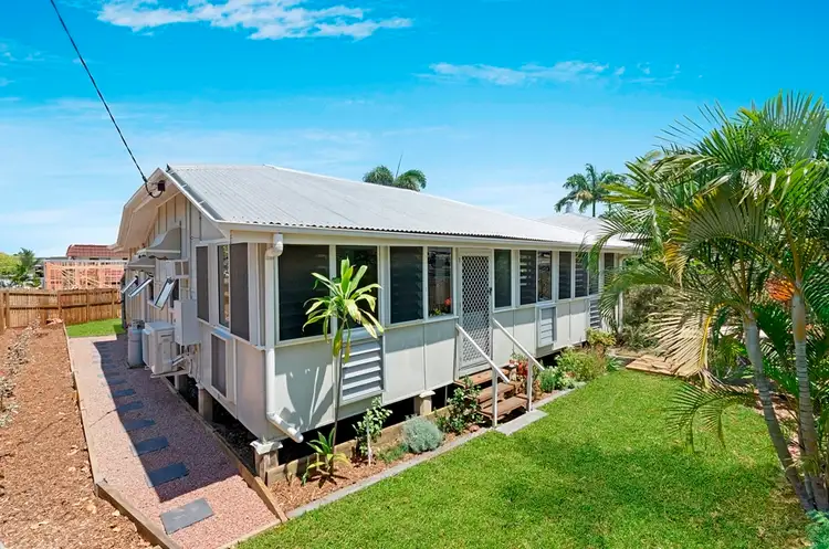 12 (A) Stagpole Street, West End QLD 4810
