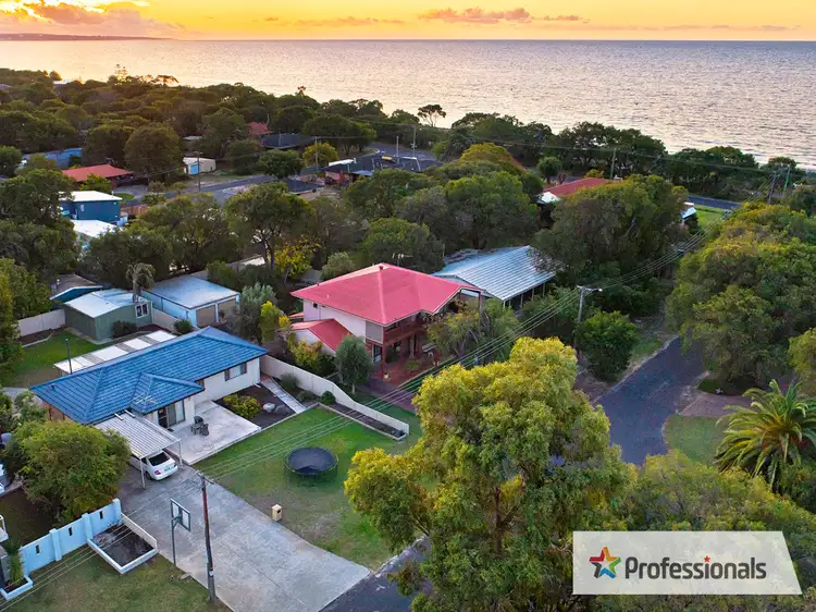 9 Pearce Road, Abbey WA 6280