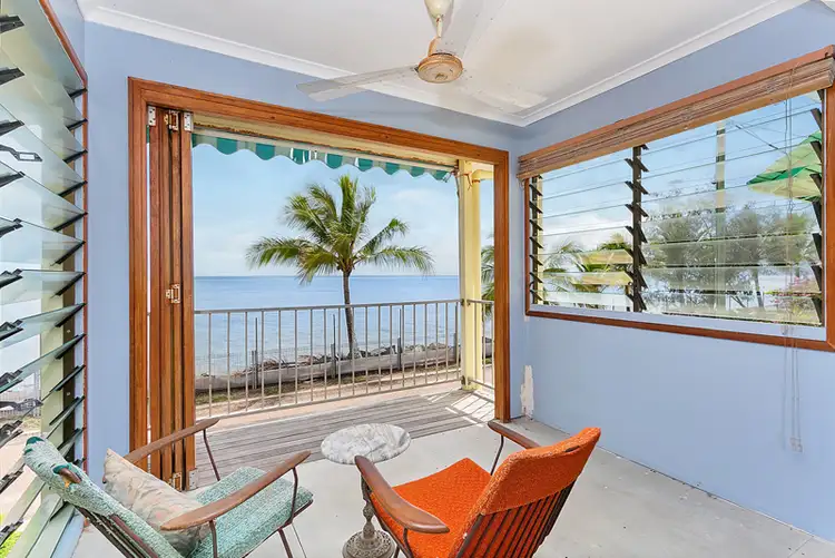 135 O'Shea Esplanade, Machans Beach QLD 4878