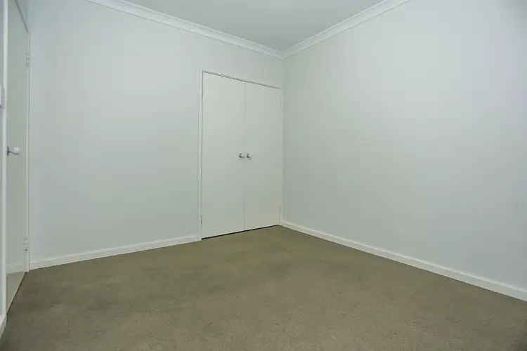 Seventh view of Homely villa listing, 4 Chianti Court, Pearsall WA 6065