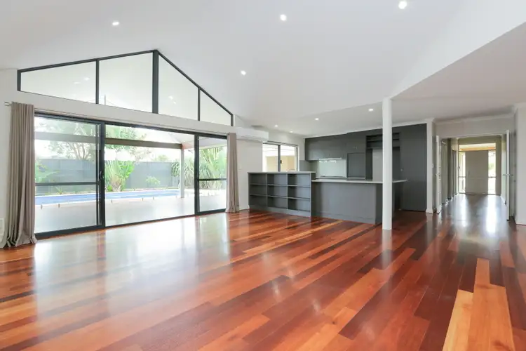 Fourth view of Homely house listing, 2 Filmer Place, Leeming WA 6149