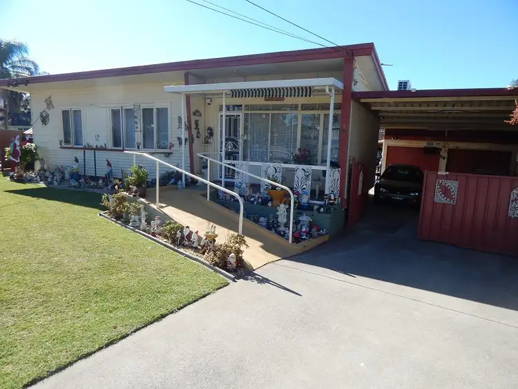 15 Edel Place, Fairfield West NSW 2165