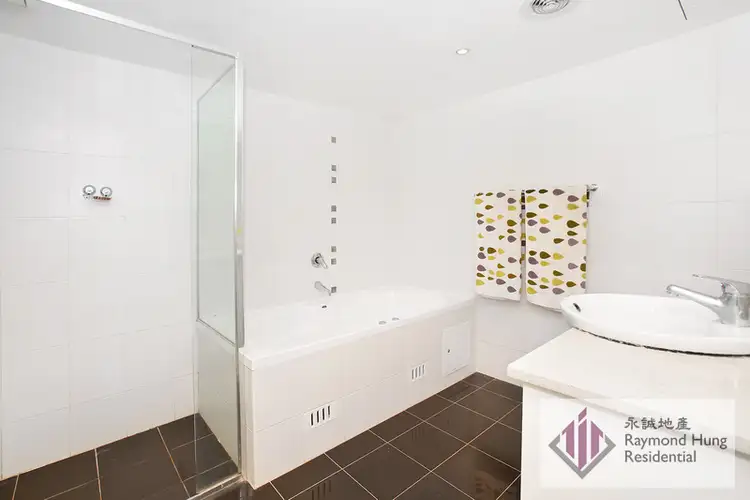 Fifth view of Homely apartment listing, 4202/91-93 Liverpool St, Sydney NSW 2000