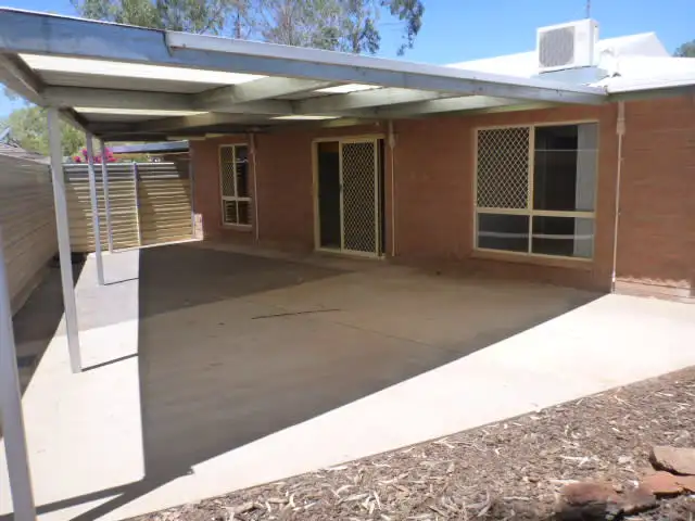2/21 Saltwell Street, Larapinta NT 875