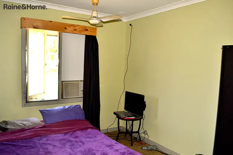 Fifth view of Homely house listing, 8 Hollybush Way, Kelmscott WA 6111
