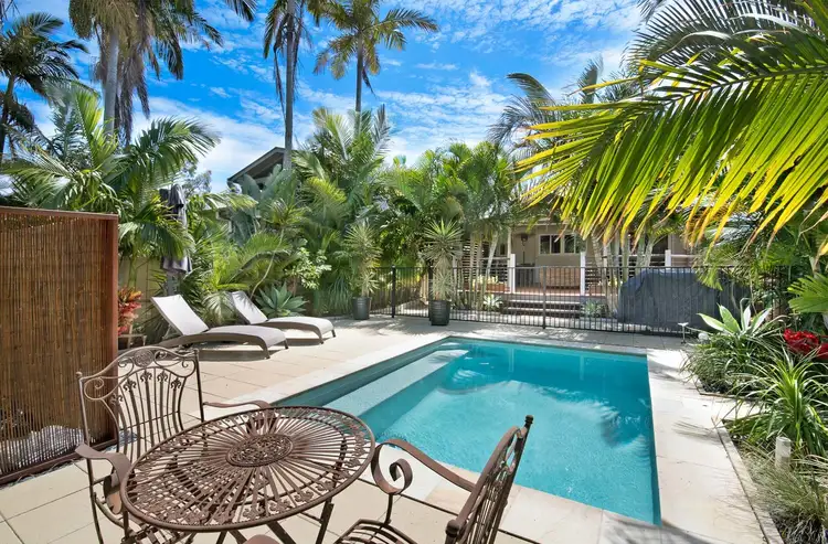 1 Short Street, Woody Point QLD 4019