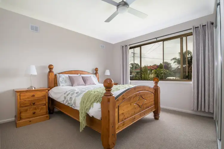 Sixth view of Homely house listing, 22 Elouera Crescent, Kanahooka NSW 2530