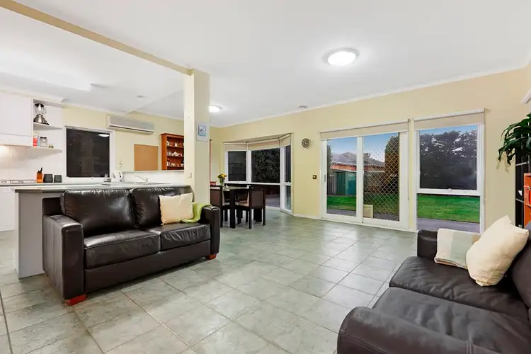 Fifth view of Homely house listing, 5 Batten Place, Aspendale Gardens VIC 3195