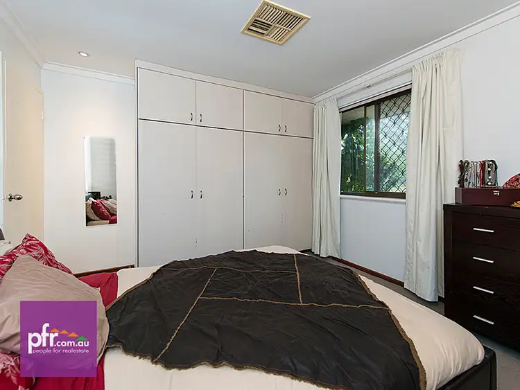 Seventh view of Homely house listing, 9 Honeysett Court, Hamilton Hill WA 6163