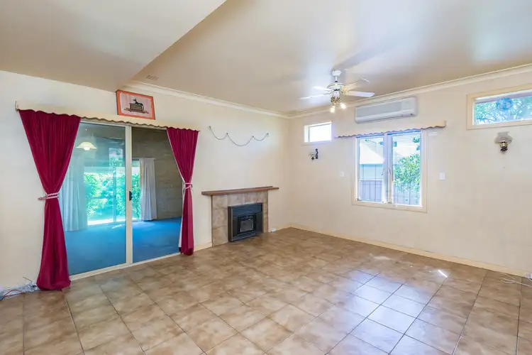 Seventh view of Homely house listing, 10 Lemana Court, Nollamara WA 6061