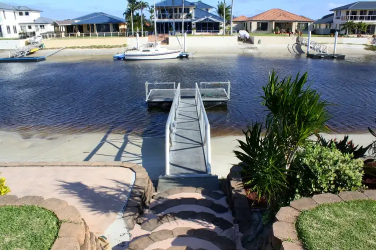 11 Nabilla Court, Yamba NSW 2464