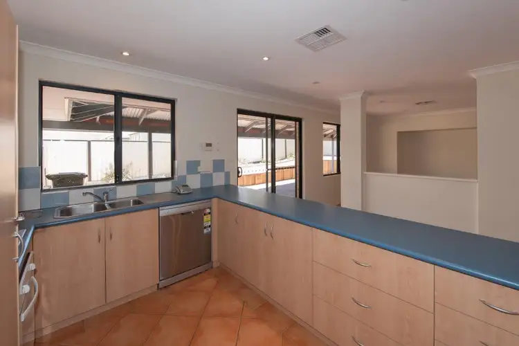 Fifth view of Homely house listing, 7 Bushby Close, Mount Tarcoola WA 6530