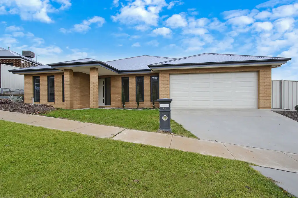 Main view of Homely house listing, 21 Dempster Place, Wodonga VIC 3690