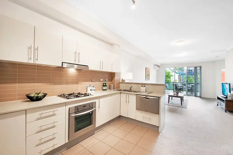 Third view of Homely apartment listing, 19/11-13 Oaks Avenue, Dee Why NSW 2099