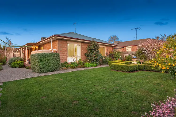 Fourth view of Homely house listing, 2 Furness Court, Berwick VIC 3806