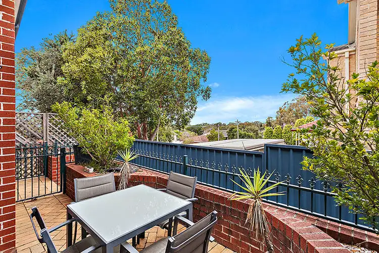 2/10 Toms Lane, Engadine NSW 2233