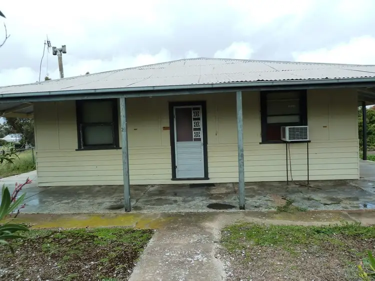 23 West Terrace, Lock SA 5633